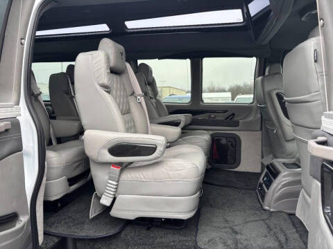 2025 GMC Savana 2500