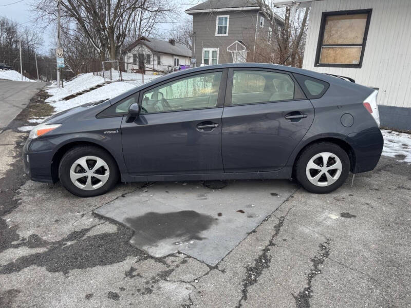2012 Toyota Prius Two