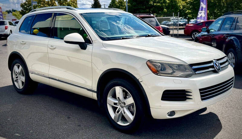 2011 Volkswagen Touareg TDI Lux