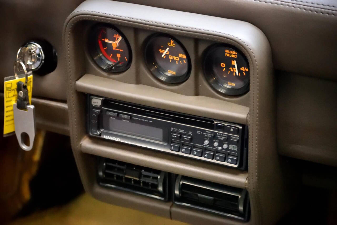 1986 Ferrari 328 52