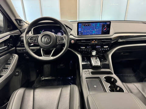 2025 Acura MDX w/Tech