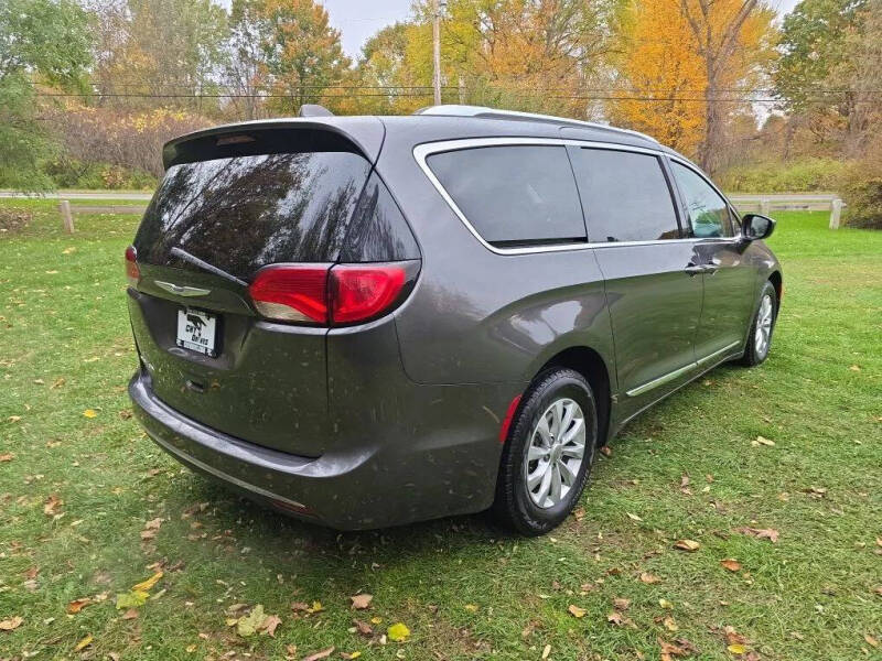 2018 Chrysler Pacifica Touring L Plus