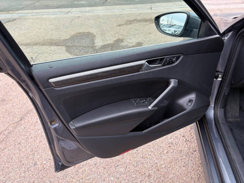 2018 Volkswagen Passat 2.0T SE