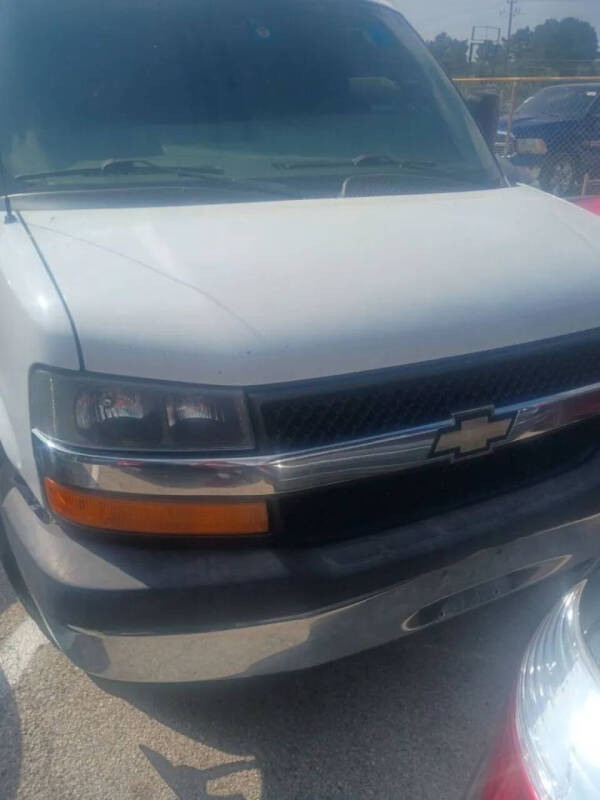 2017 Chevrolet Express LT 3500