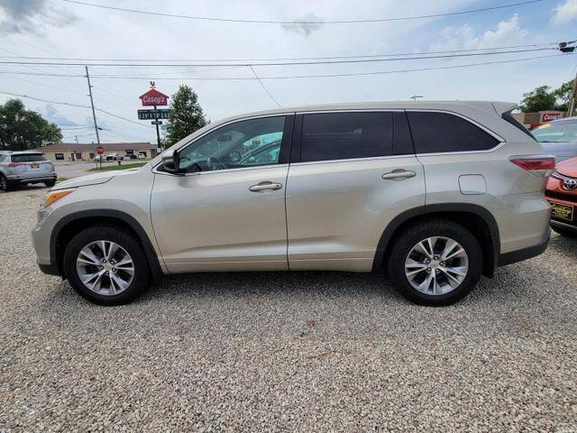 2015 Toyota Highlander for sale at Smithburg Automotive in Fairfield IA