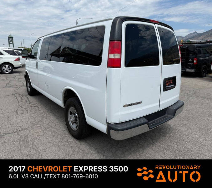 2017 Chevrolet Express LT 3500