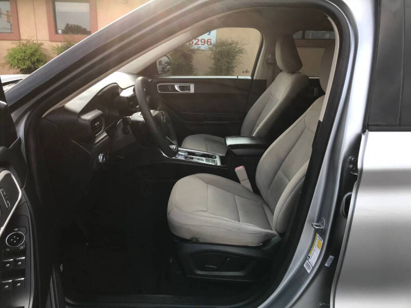 2020 Ford Explorer