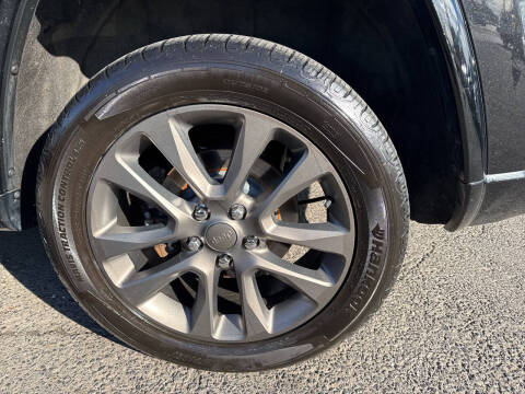 2016 Jeep Grand Cherokee Limited 75th Anniversary