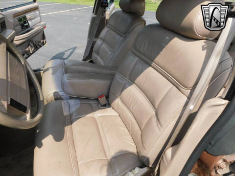 1992 Lincoln Continental Executive