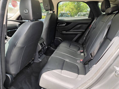 2019 Jaguar F-PACE 25t