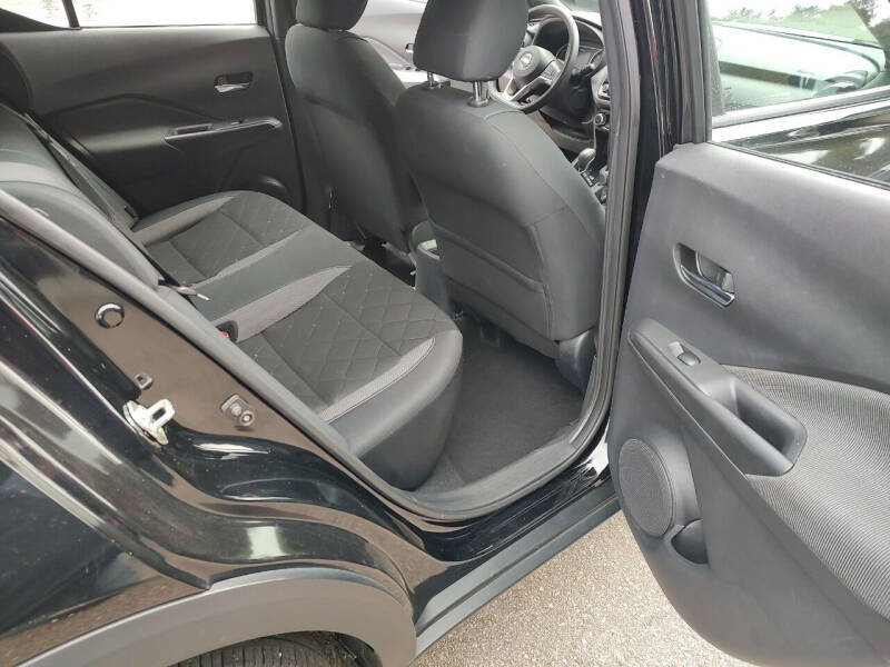 2020 Nissan Kicks SV