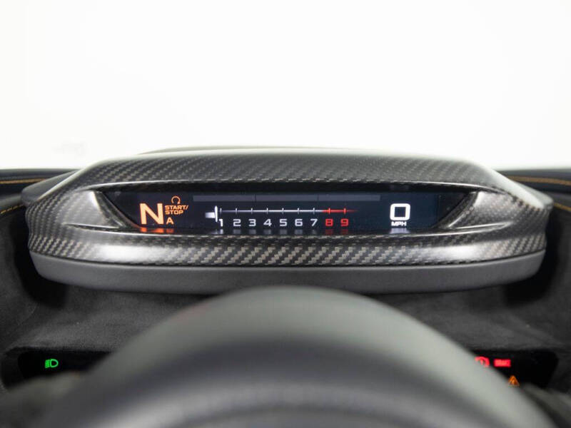 2021 McLaren 765LT