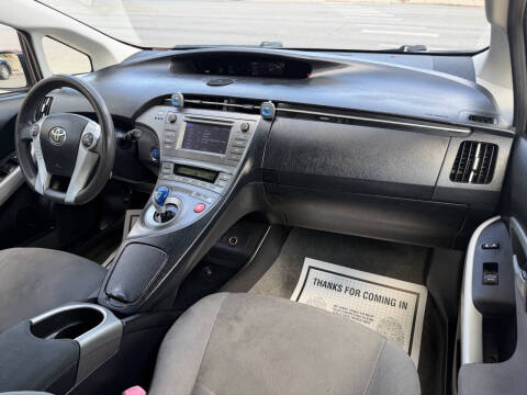 2013 Toyota Prius Two