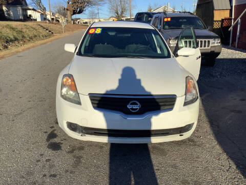 2008 Nissan Altima for sale at Moose Motors in Morganton NC