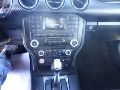 2016 Ford Mustang V6