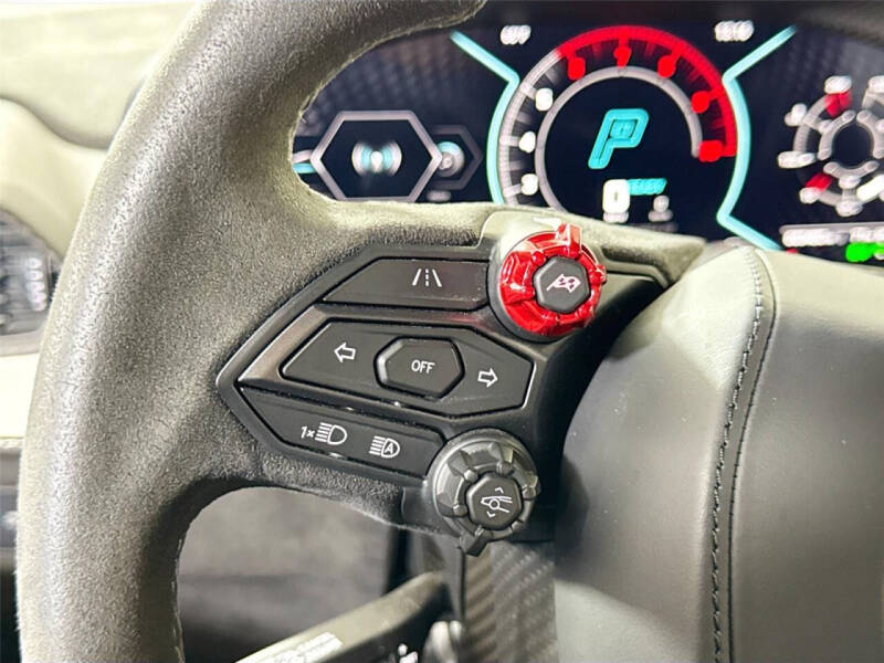 2024 Lamborghini Revuelto