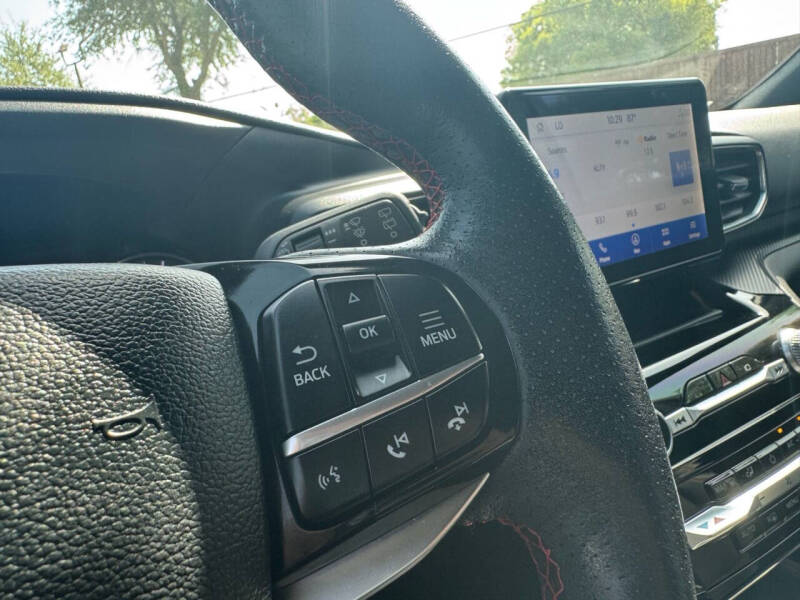 2023 Ford Explorer ST-Line