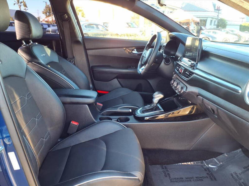 2021 Kia Forte GT Line