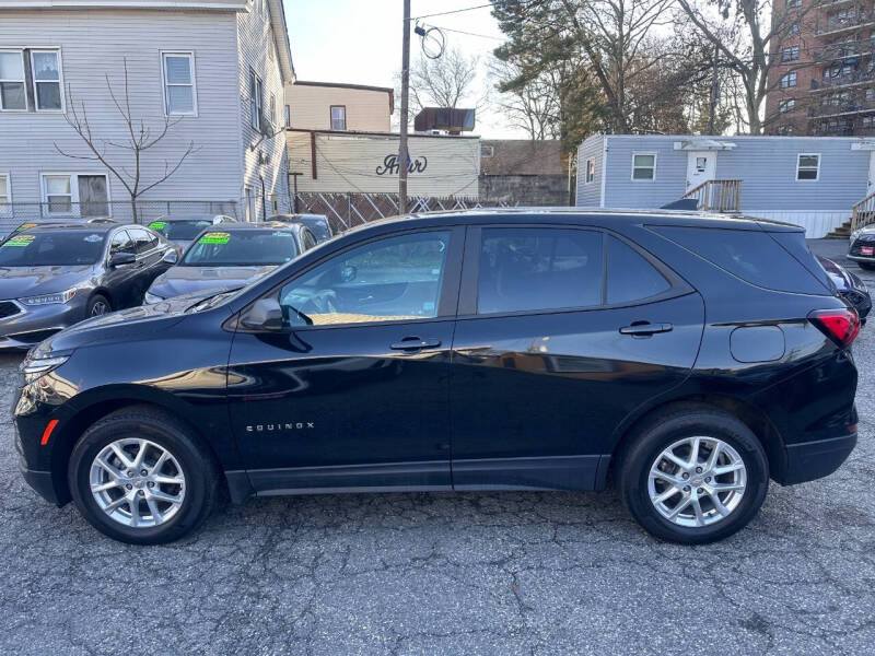 2023 Chevrolet Equinox LS photo 6