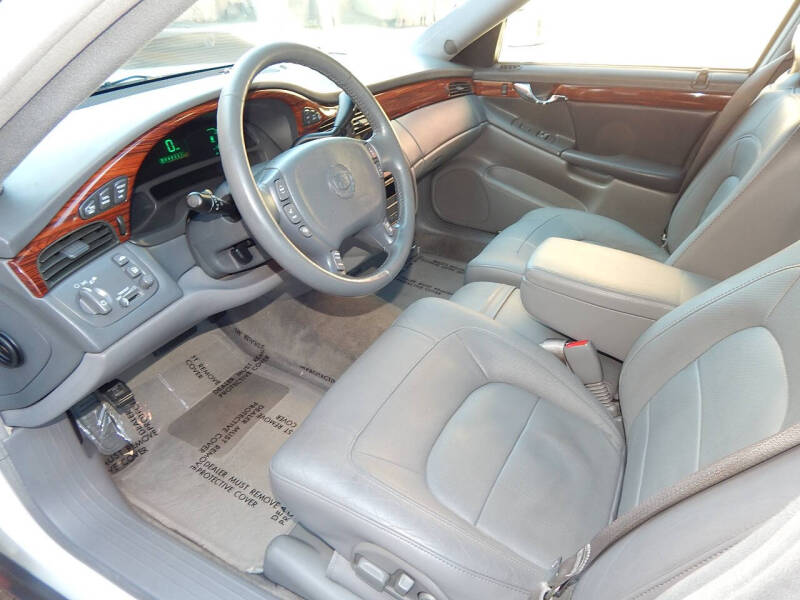 2004 Cadillac DeVille