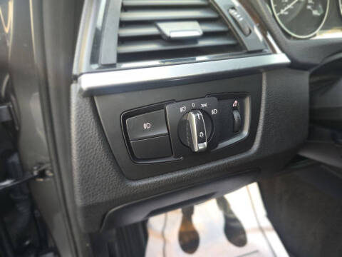 2015 BMW 3 Series 328i