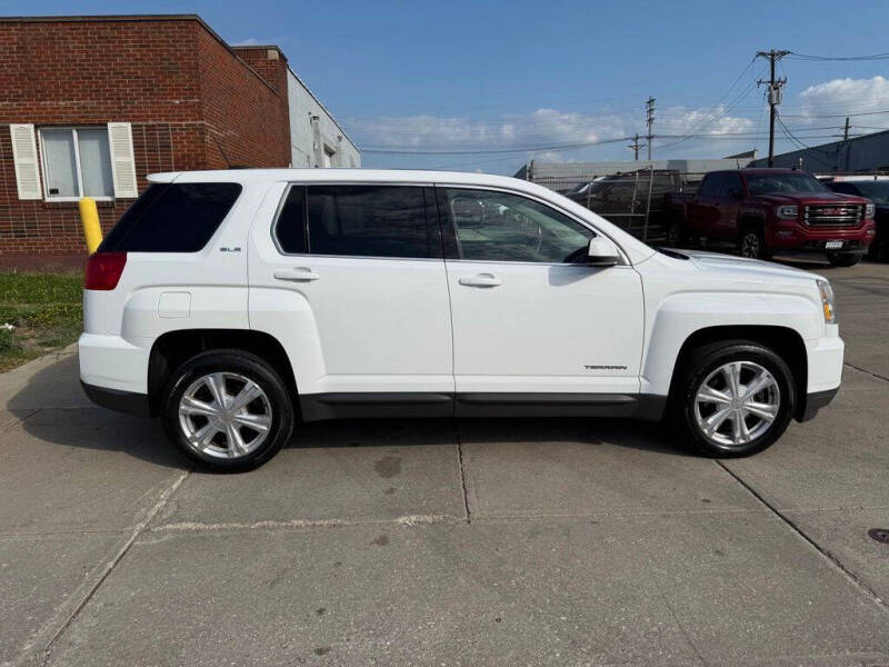 2017 GMC Terrain SLE-1
