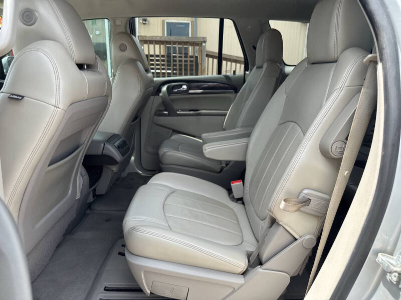 2017 Buick Enclave Leather