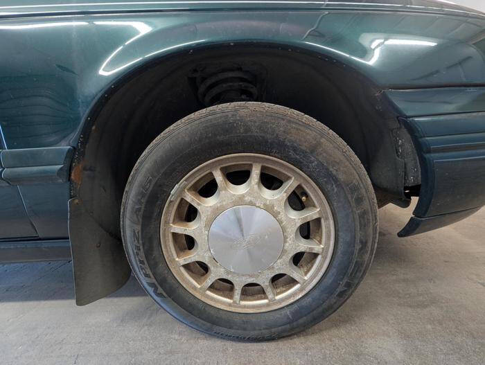 1995 Ford Taurus GL