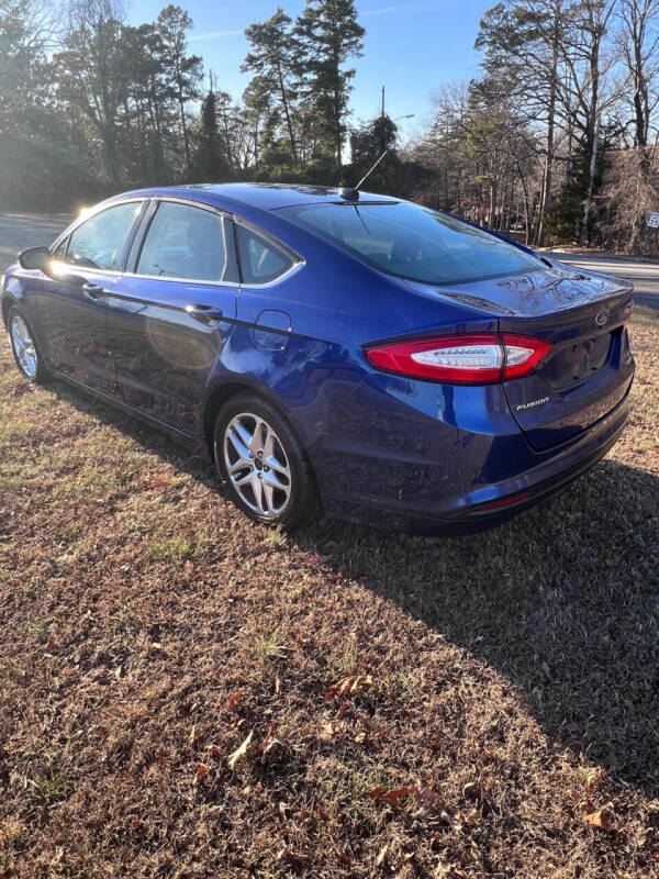 2016 Ford Fusion SE