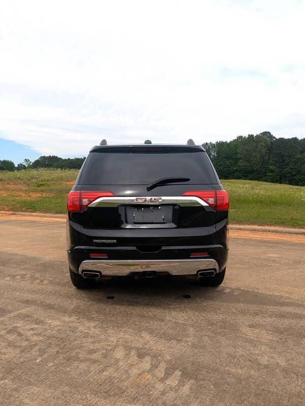 2017 GMC Acadia Denali