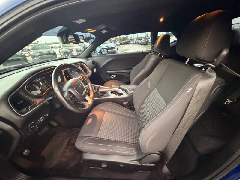 2019 Dodge Challenger SXT