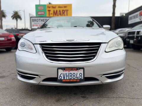 2012 Chrysler 200 Touring