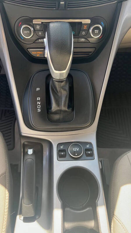 2016 Ford Escape SE