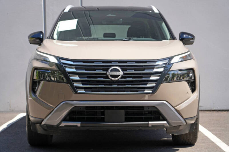2024 Nissan Rogue SL