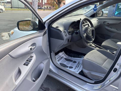 2009 Toyota Corolla LE