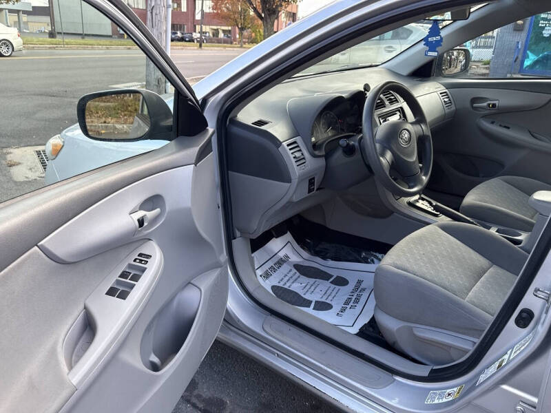 2009 Toyota Corolla LE