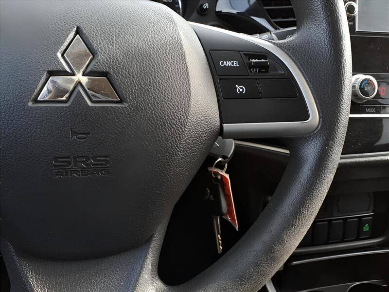 2020 Mitsubishi Outlander ES