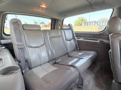 2005 GMC Yukon XL Denali