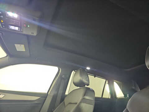 2024 Volkswagen Atlas Cross Sport SE