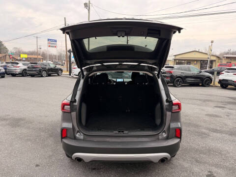 2024 Ford Escape Active