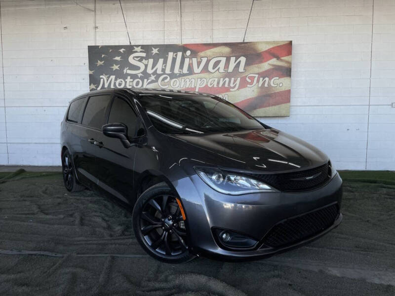 2018 Chrysler Pacifica Touring Plus