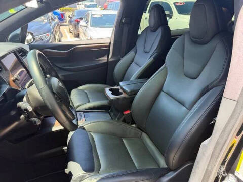 2020 Tesla Model X Long Range