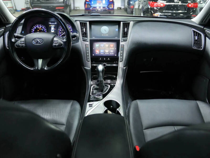 2014 Infiniti Q50 Premium