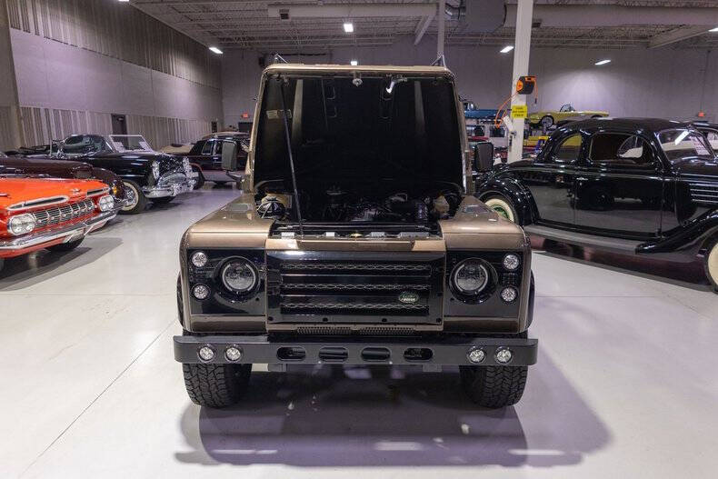 1987 Land Rover Defender