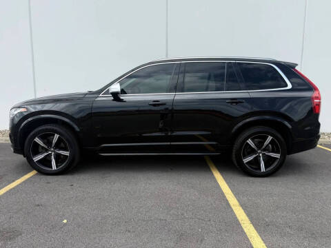 2016 Volvo XC90 T6 R-Design