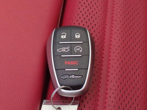 2025 Alfa Romeo Stelvio