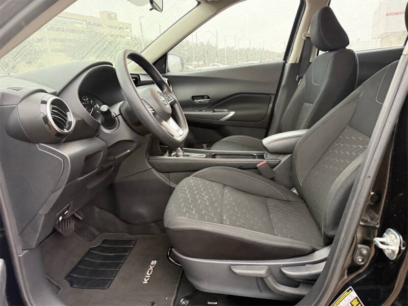 2024 Nissan Kicks SV