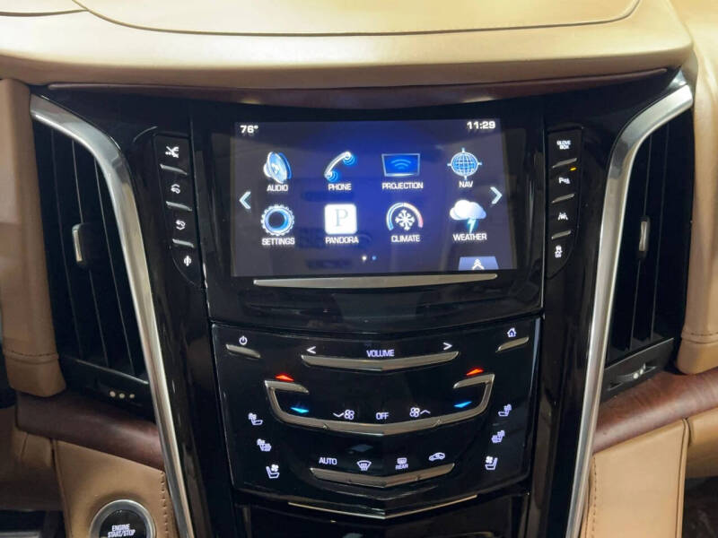 2016 Cadillac Escalade Platinum