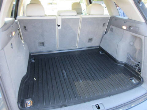 2011 Audi Q5 2.0T quattro Premium