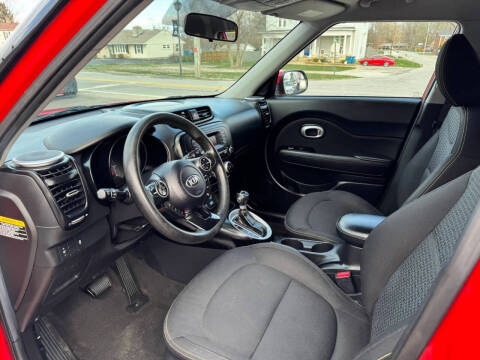2015 Kia Soul +